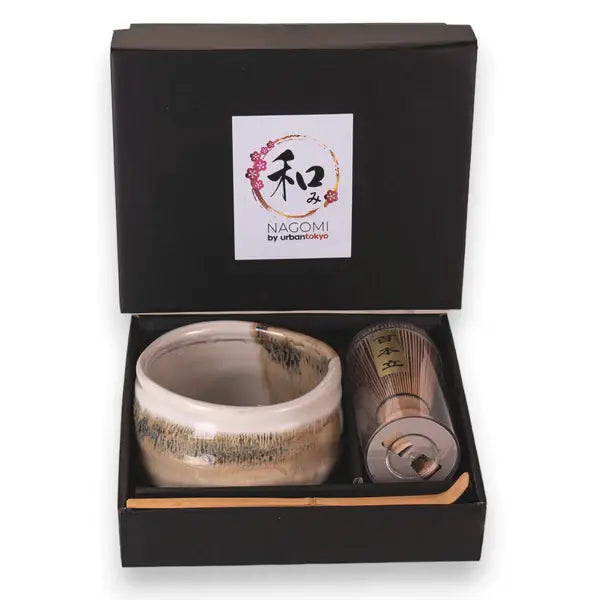 Matcha Tea Set (21 oz Bowl) with Whisk and Tea Spoon